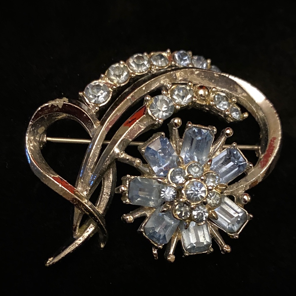 Vintage Signed Coro Brooch